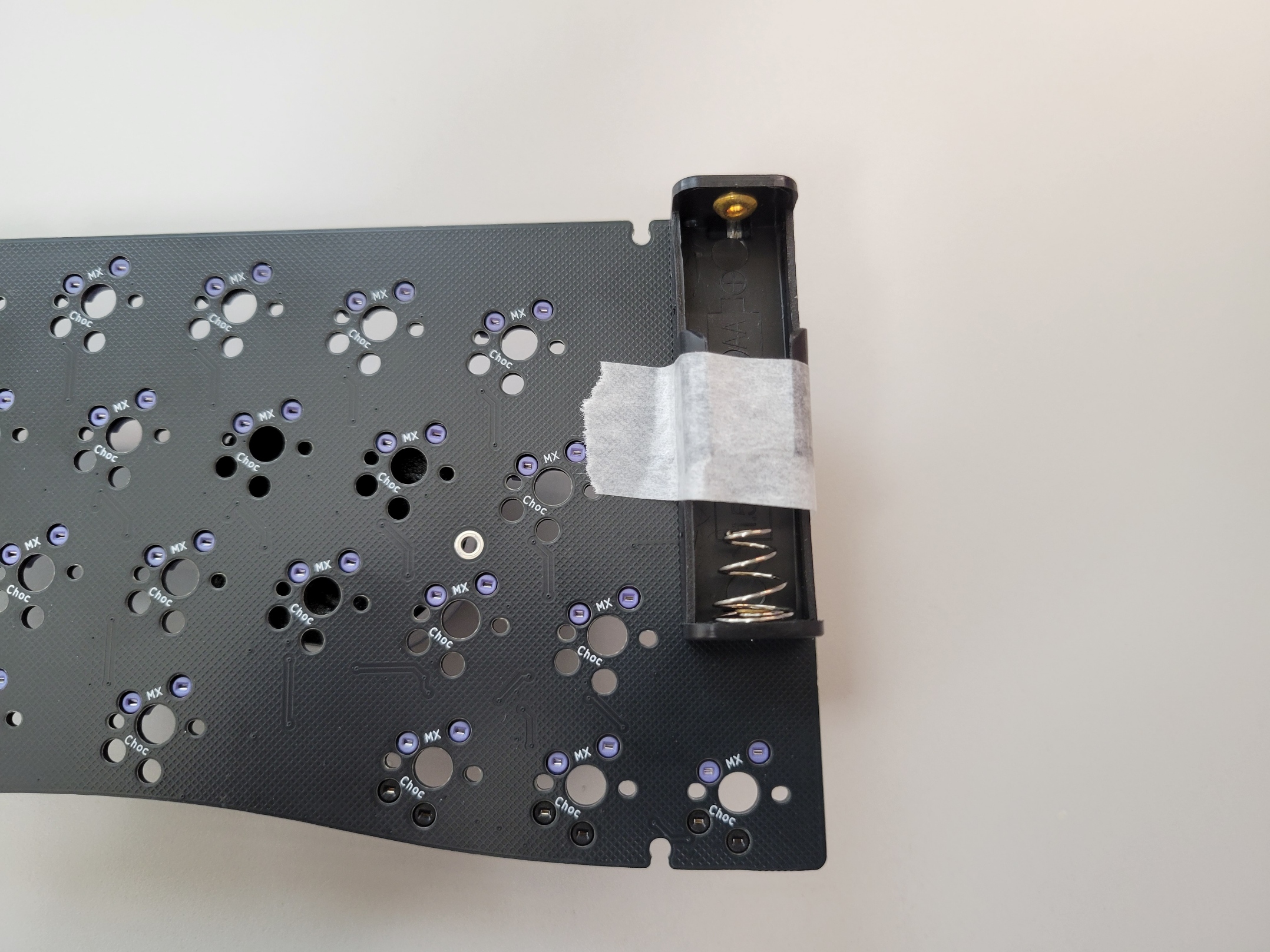 電池ホルダーの取り付け 1